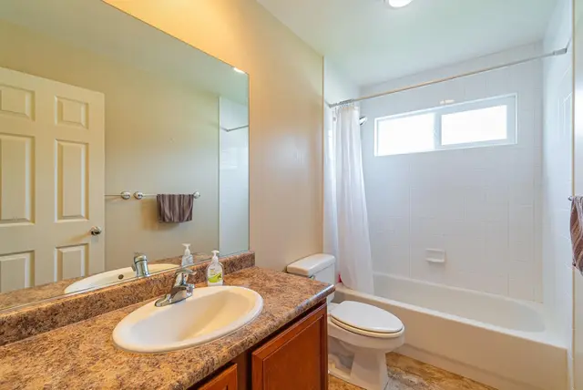 Listing Image for 44 Wawali St 18 of 35