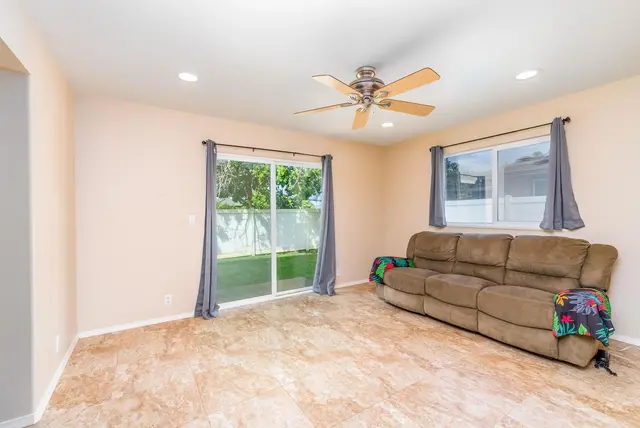 Listing Image for 44 Wawali St 26 of 35