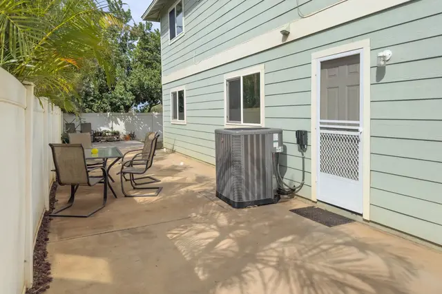 Listing Image for 44 Wawali St 32 of 35
