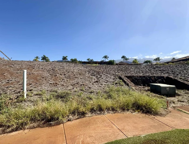 Listing Image for 120 Lewa Lani Pl 17 3 of 4