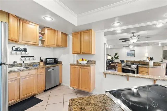 Listing Image for 3559 Lower Honoapiilani Rd 1d 8 of 36