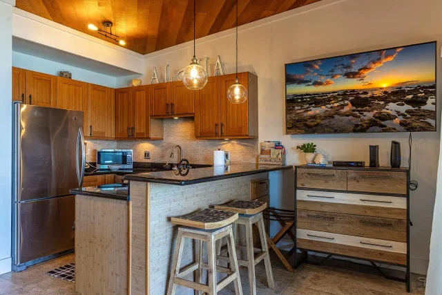 Listing Image for 4435 Lower Honoapiilani Rd 212 5 of 36