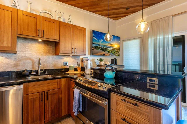 Listing Image for 4435 Lower Honoapiilani Rd 212 7 of 36