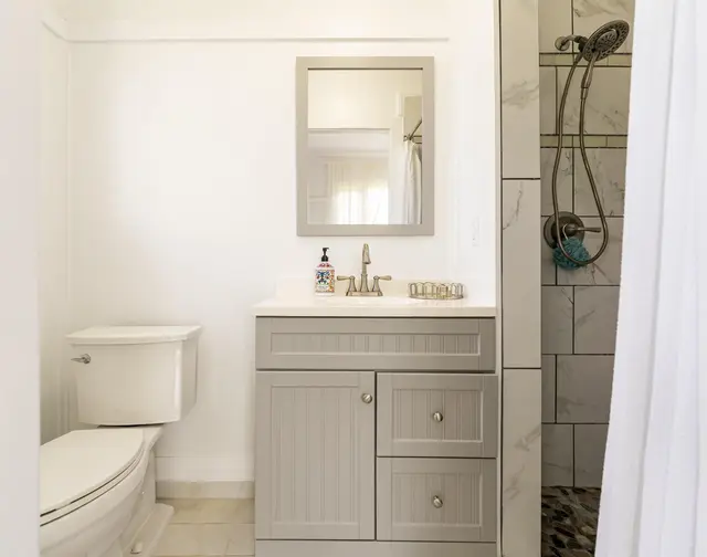 Listing Image for 125 Naniloa Dr 11 of 37