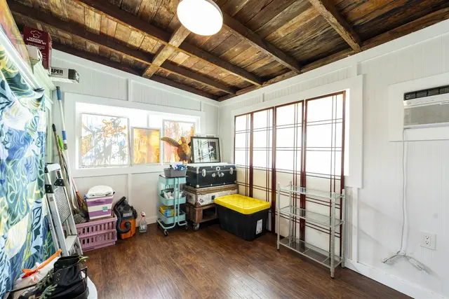 Listing Image for 125 Naniloa Dr 21 of 37