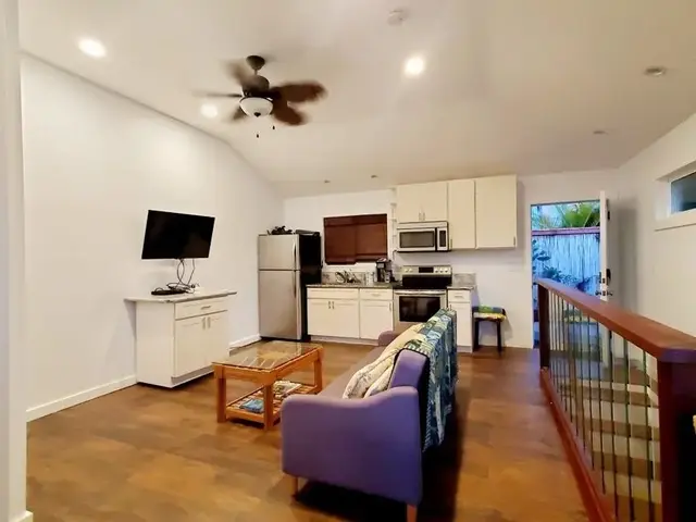 Listing Image for 125 Naniloa Dr 34 of 37