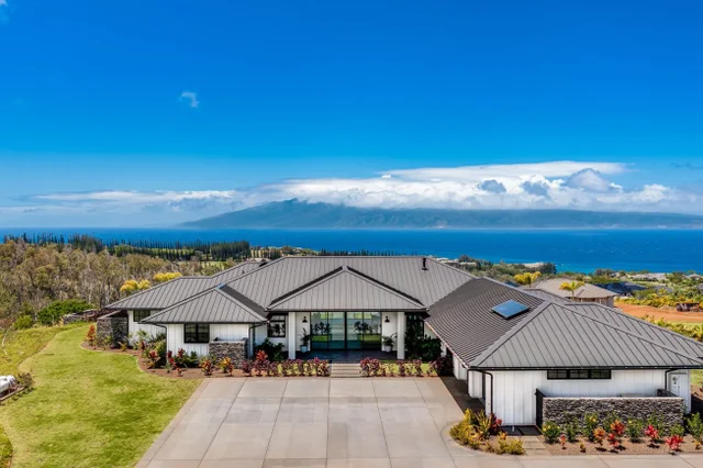 Listing Image for 500 Mahana Ridge St 1 of 49