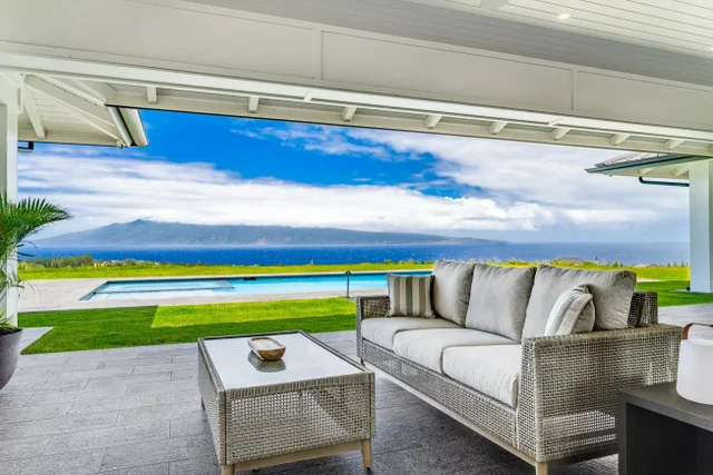 Listing Image for 500 Mahana Ridge St 12 of 49