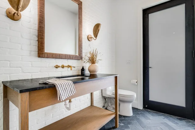 Listing Image for 500 Mahana Ridge St 18 of 49