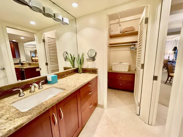 Listing Image for 2481 Kaanapali Pkwy 216r 7 of 30