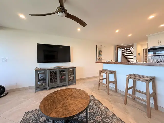 Listing Image for 3701 Lower Honoapiilani Rd 103 17 of 39