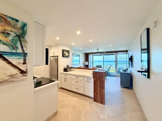 Listing Image for 3701 Lower Honoapiilani Rd 103 4 of 39