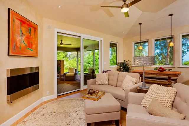 Listing Image for 728 Olinda Rd B 4 of 39
