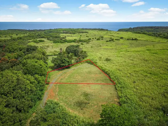 2767 Unit B Hana Hwy 0002, Haiku, 398671 - 2/25