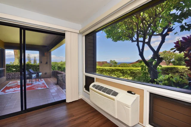 Listing Image for 50 Puu Anoano St 1707 16 of 40