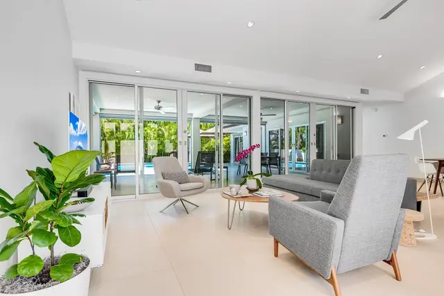 Listing Image for 39 Hoawaa Way 13 of 49