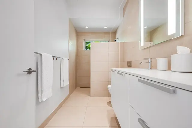 Listing Image for 39 Hoawaa Way 26 of 49