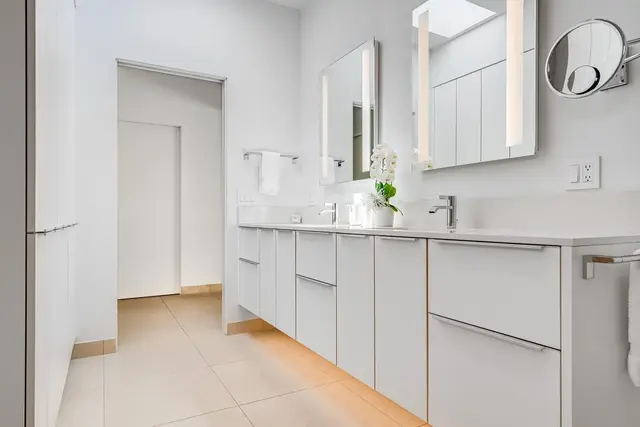 Listing Image for 39 Hoawaa Way 27 of 49