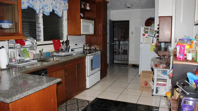 Listing Image for 398 S Puunene Ave 16 of 36
