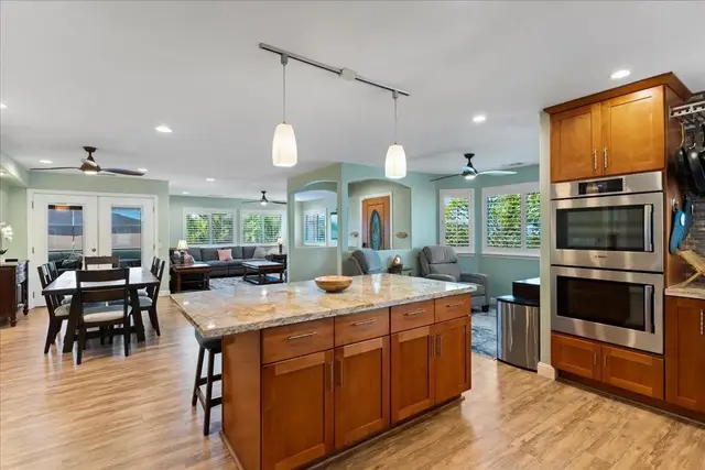 Listing Image for 6 Coral Place Pl 23 of 49