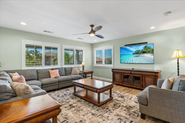 Listing Image for 6 Coral Place Pl 9 of 49