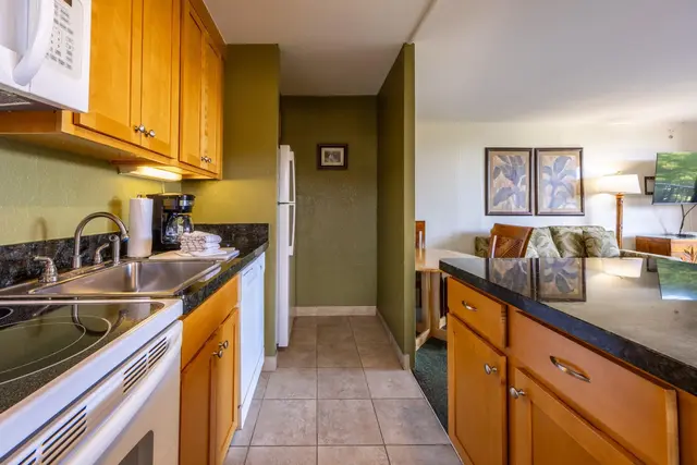 Listing Image for 3445 Lower Honoapiilani Rd 442 4 of 24