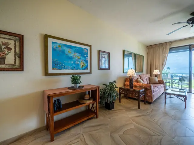 Listing Image for 5295 Lower Honoapiilani Rd B-17 10 of 35