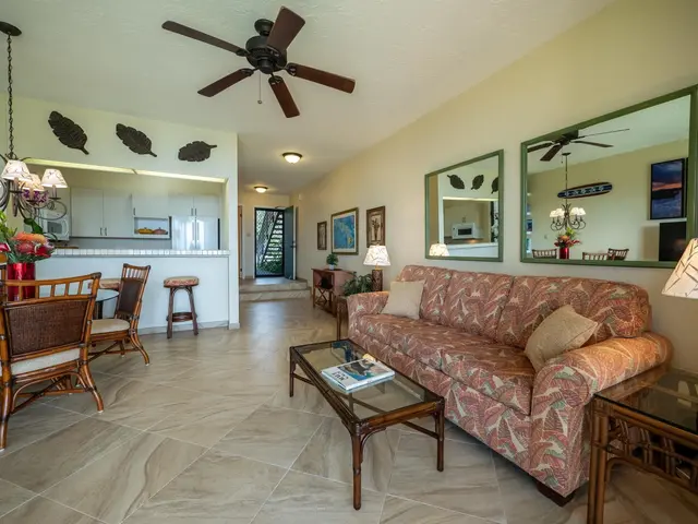 Listing Image for 5295 Lower Honoapiilani Rd B-17 13 of 35