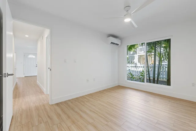 Listing Image for 160 Keonekai Rd 10-104 28 of 45