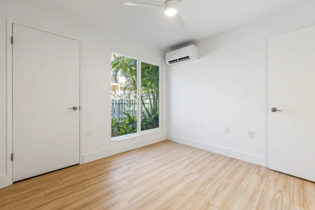 Listing Image for 160 Keonekai Rd 10-104 30 of 45