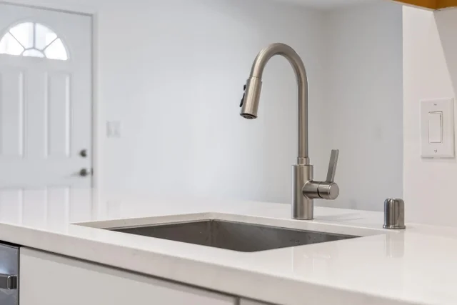 Listing Image for 160 Keonekai Rd 10-104 8 of 45