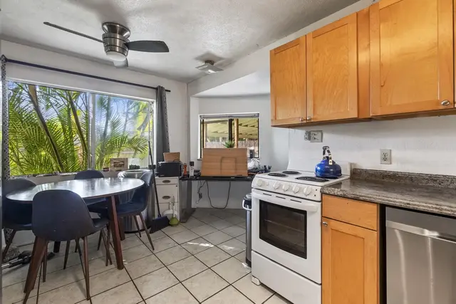 Listing Image for 1606 S Kihei Rd 26 of 50