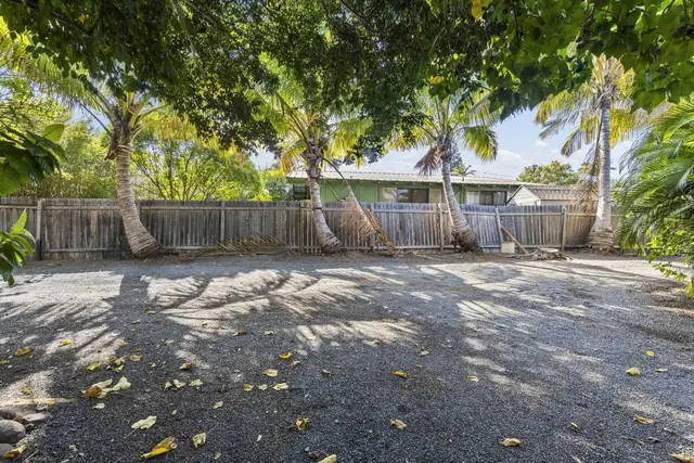 Listing Image for 1606 S Kihei Rd 38 of 50