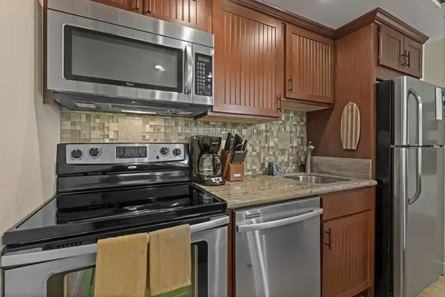 Listing Image for 3559 Lower Honoapiilani Rd 704 13 of 30