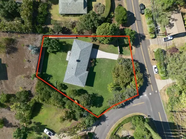 Listing Image for 1875 Lower Kula Rd 1 of 36