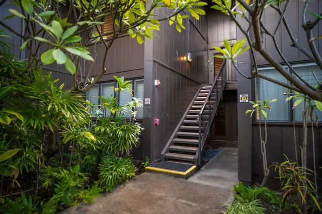Listing Image for 4057 Lower Honoapiilani Rd 202 16 of 25