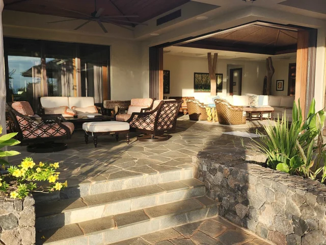 Listing Image for 137 Anapuni Loop 13 of 47