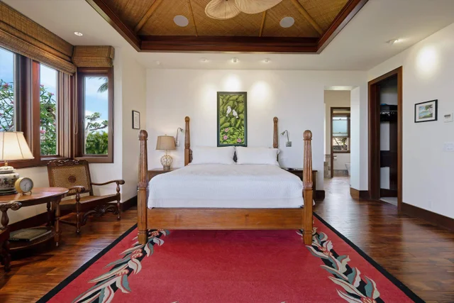 Listing Image for 137 Anapuni Loop 24 of 47