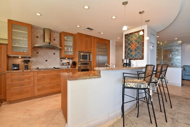 Listing Image for 50 Nohea Kai Dr 4104 10 of 48