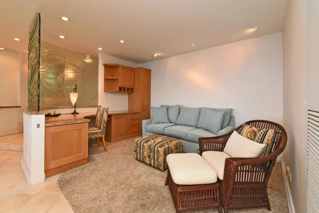 Listing Image for 50 Nohea Kai Dr 4104 17 of 48