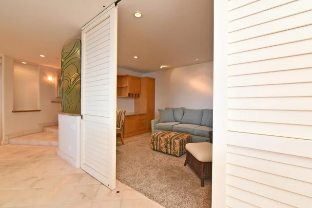 Listing Image for 50 Nohea Kai Dr 4104 19 of 48