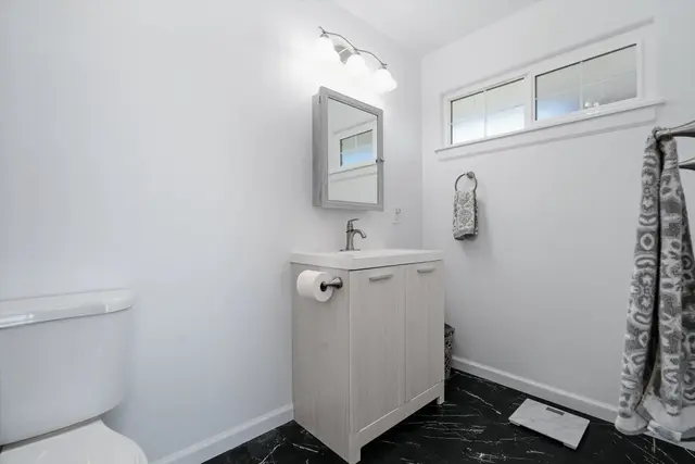 Listing Image for 6 Kuhina Pl 13 of 31