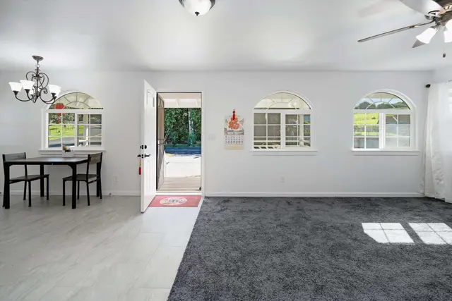 Listing Image for 6 Kuhina Pl 5 of 31