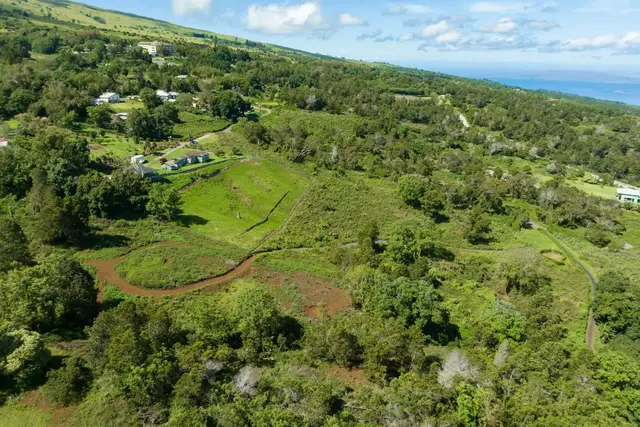 Listing Image for 9300 Kula Hwy 3 of 20