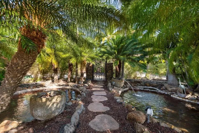 Listing Image for 52 Lau Niu Way A 1 of 48