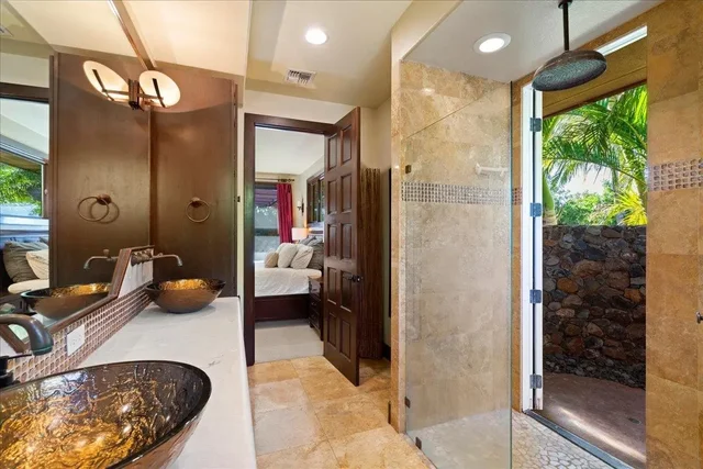 Listing Image for 52 Lau Niu Way A 23 of 48