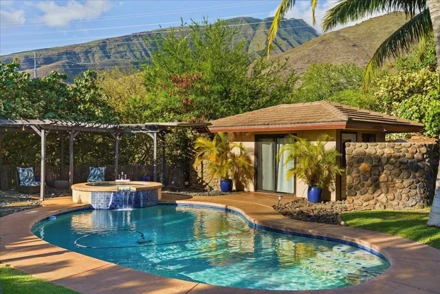 Listing Image for 52 Lau Niu Way A 6 of 48