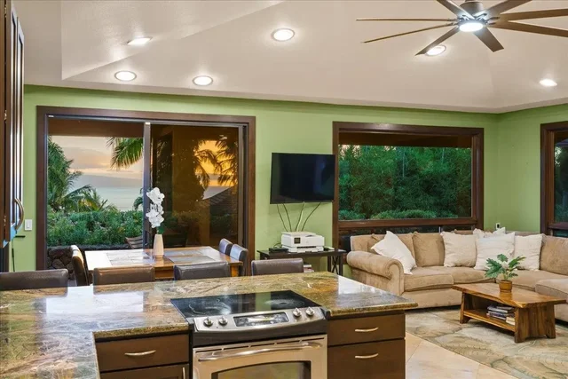 Listing Image for 52 Lau Niu Way A 8 of 48