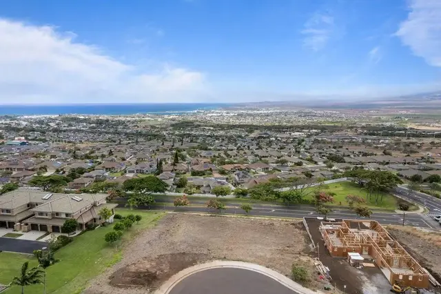 Listing Image for 124 Hopoi Pl 6 of 11