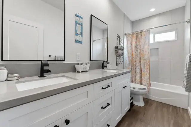 Listing Image for 1603 Makahala Pl 27 of 40